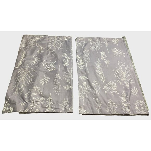 2 Floral Print Pillowcases  Lavender & White  Standard 20"x30" Bedsure 2 Sided - Picture 1 of 7